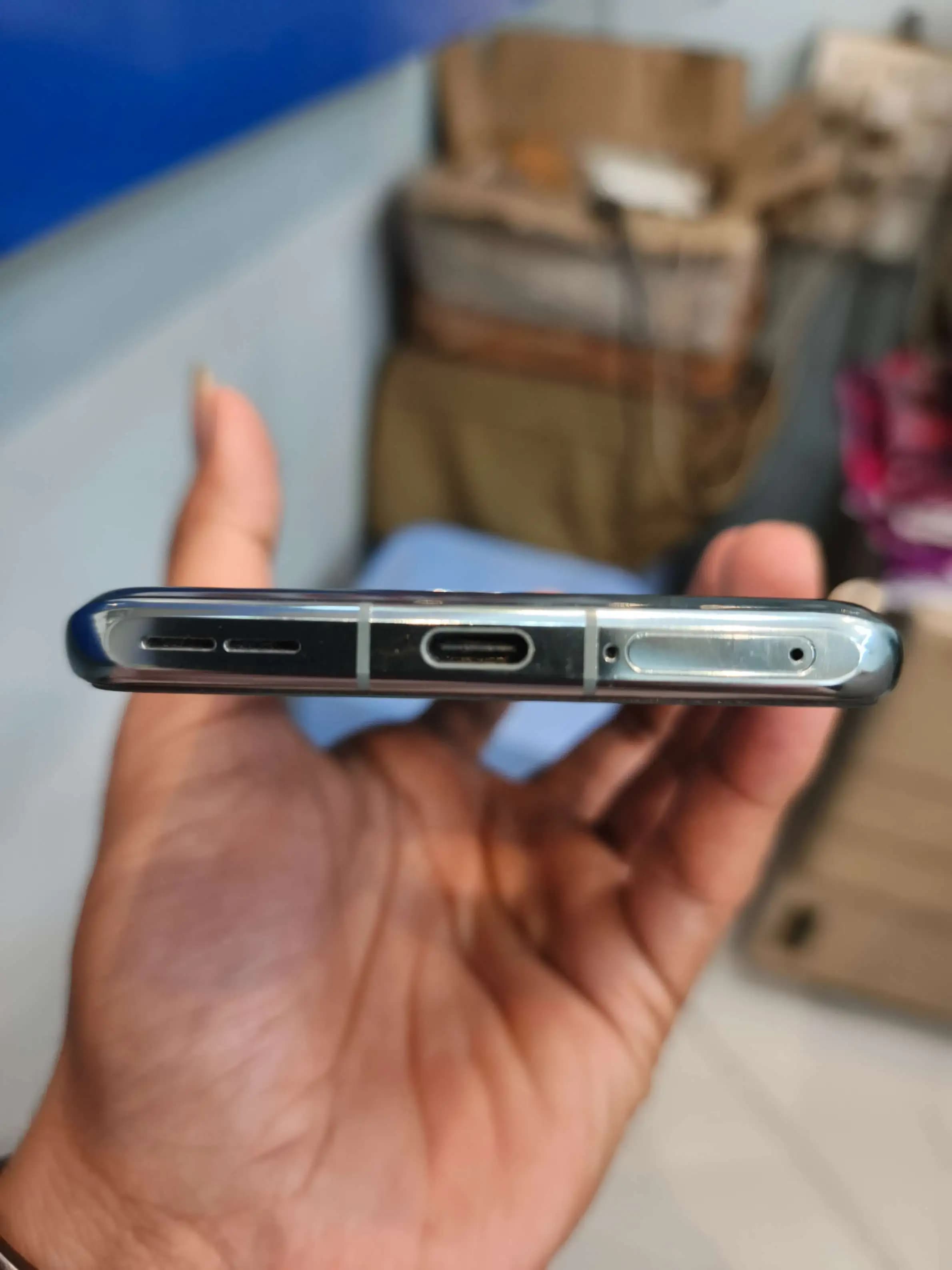 OnePlus 11 5G photo 2