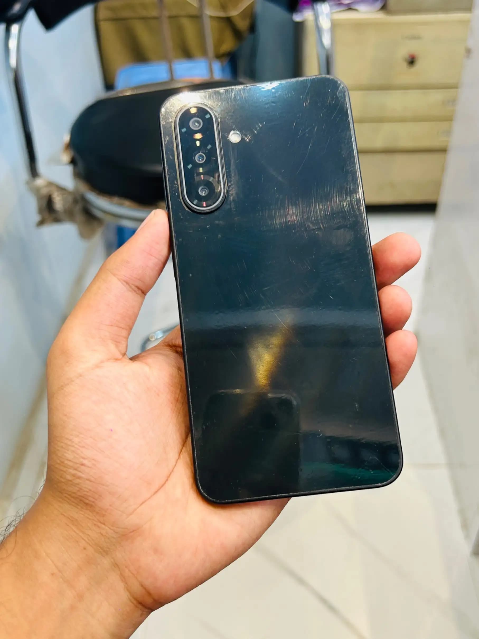 Samsung Galaxy F17 photo 1