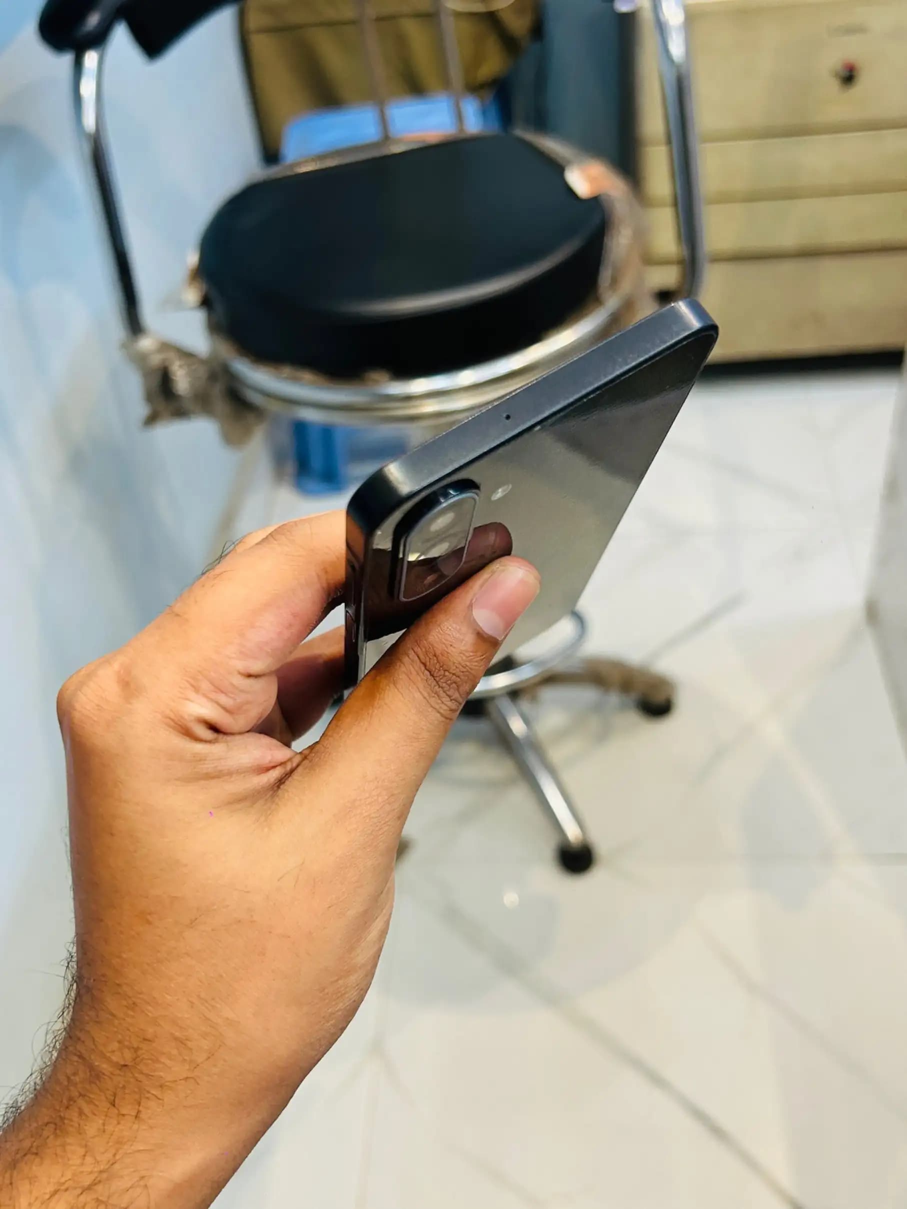 Samsung Galaxy F17 photo 3