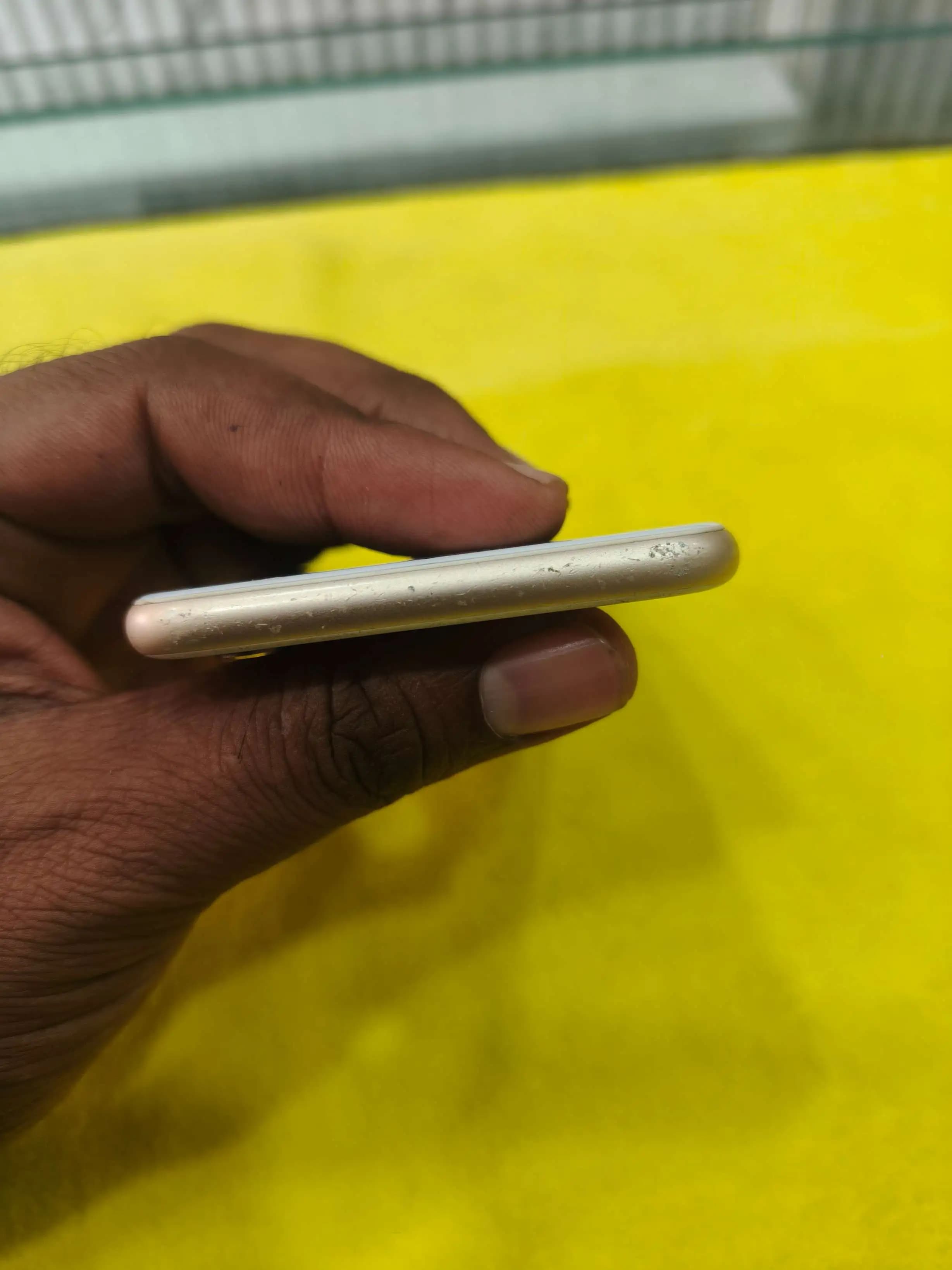 Apple iPhone 6s photo 5