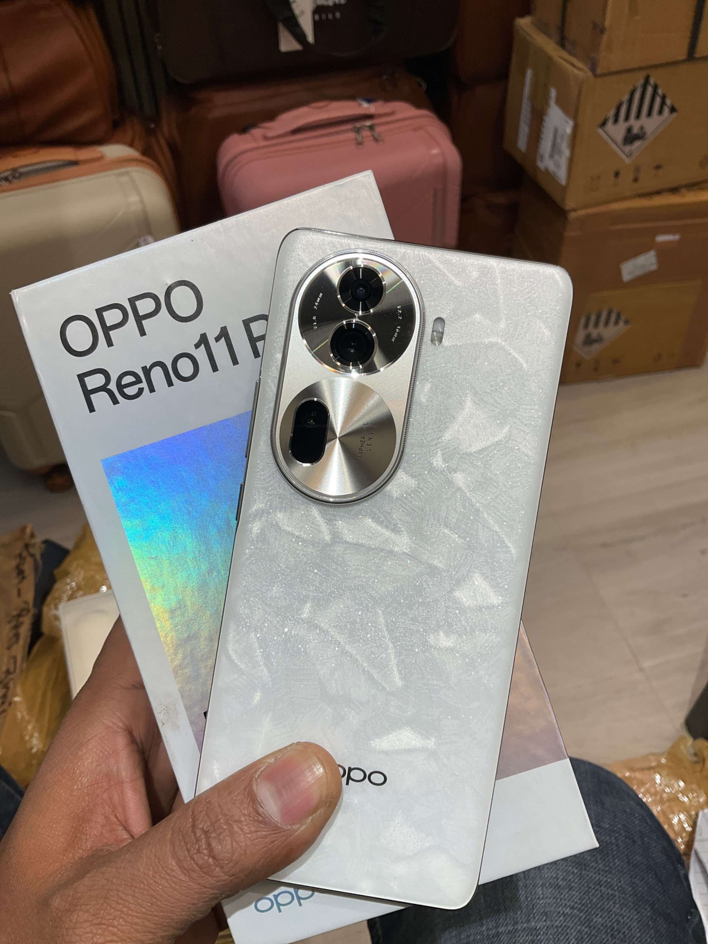 OPPO Reno 11 Pro photo 1