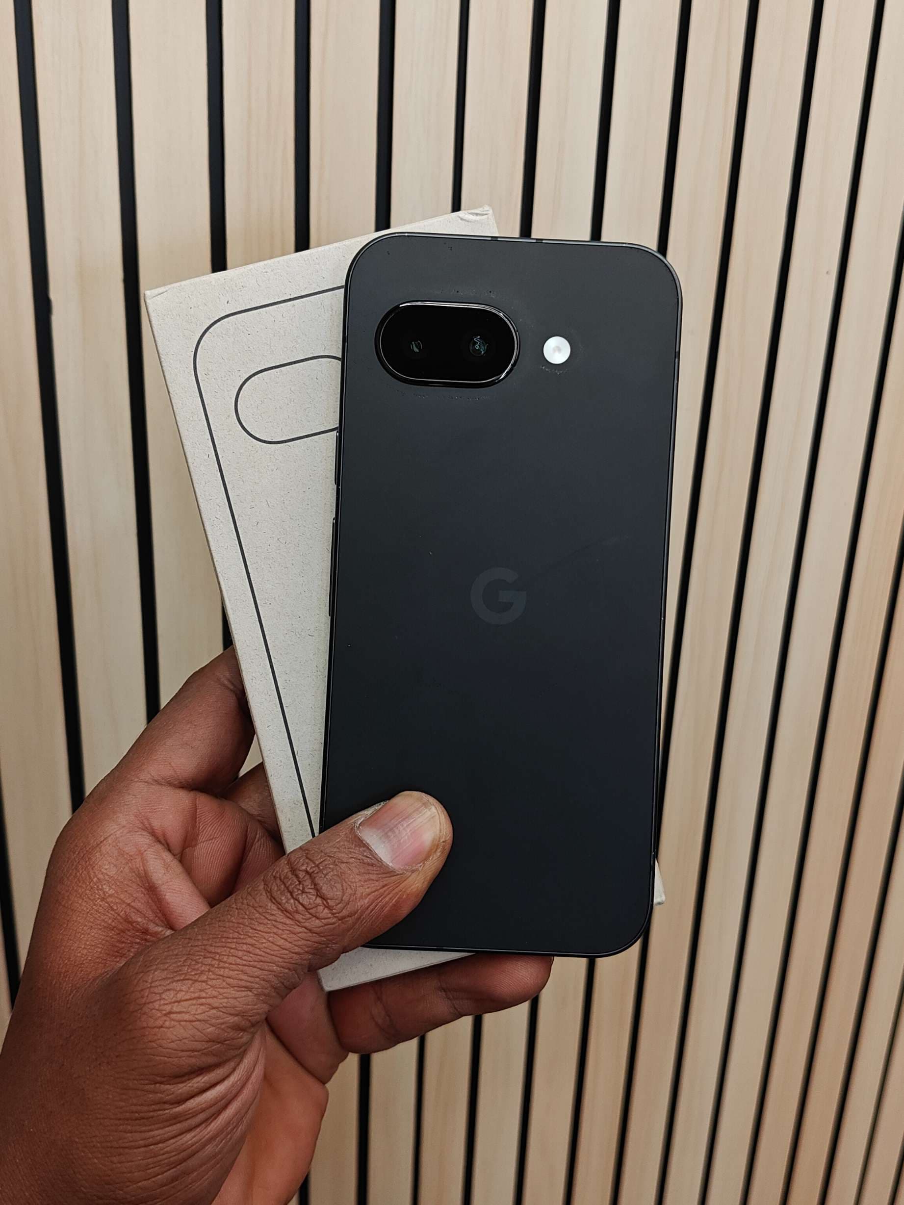 Google Pixel 9a photo 1