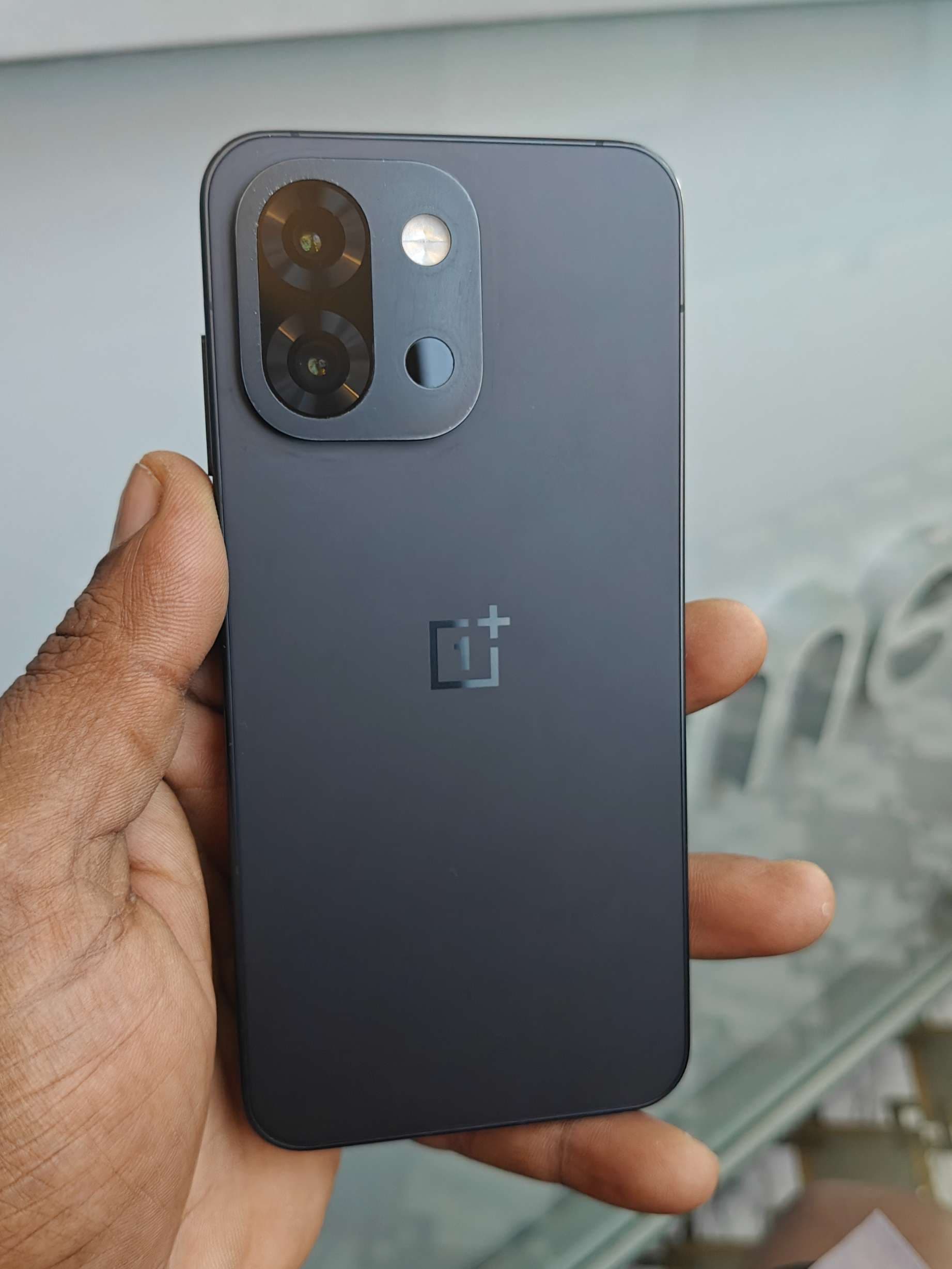 OnePlus 13s photo 1