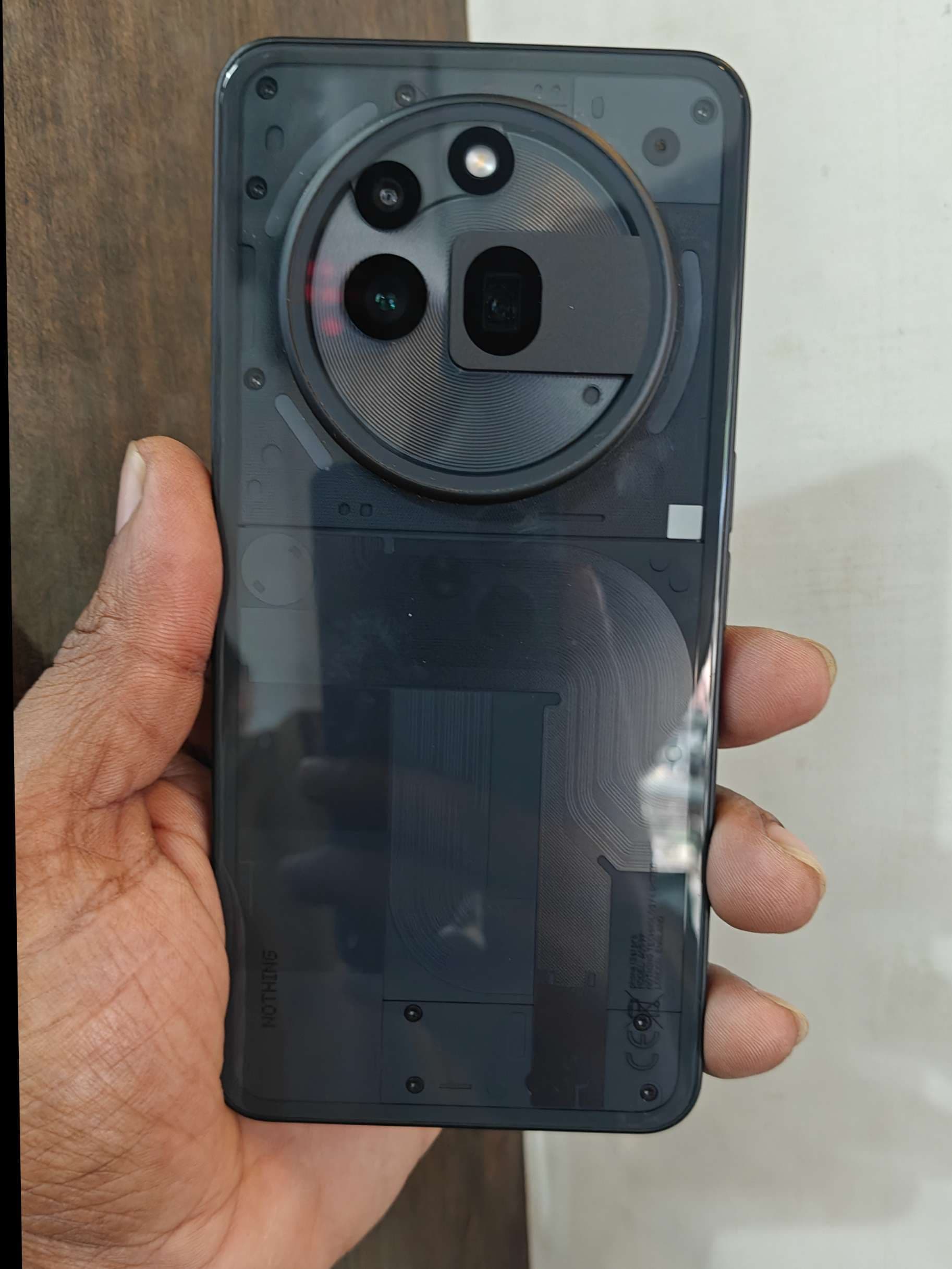 Nothing Phone (3a) Pro photo 1
