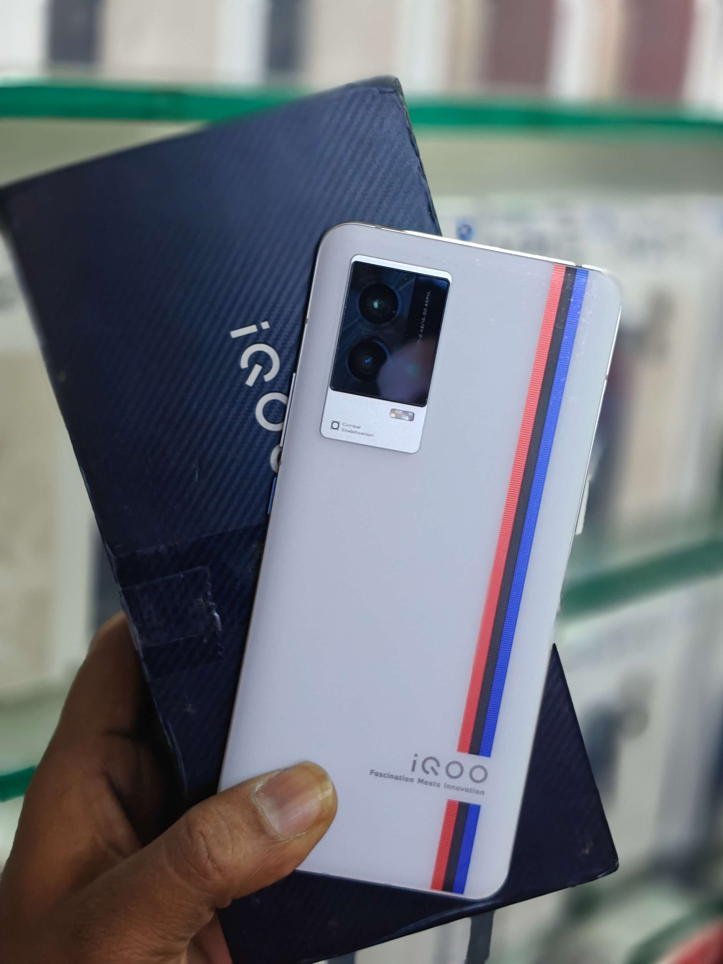 Vivo iQOO 9 photo 1