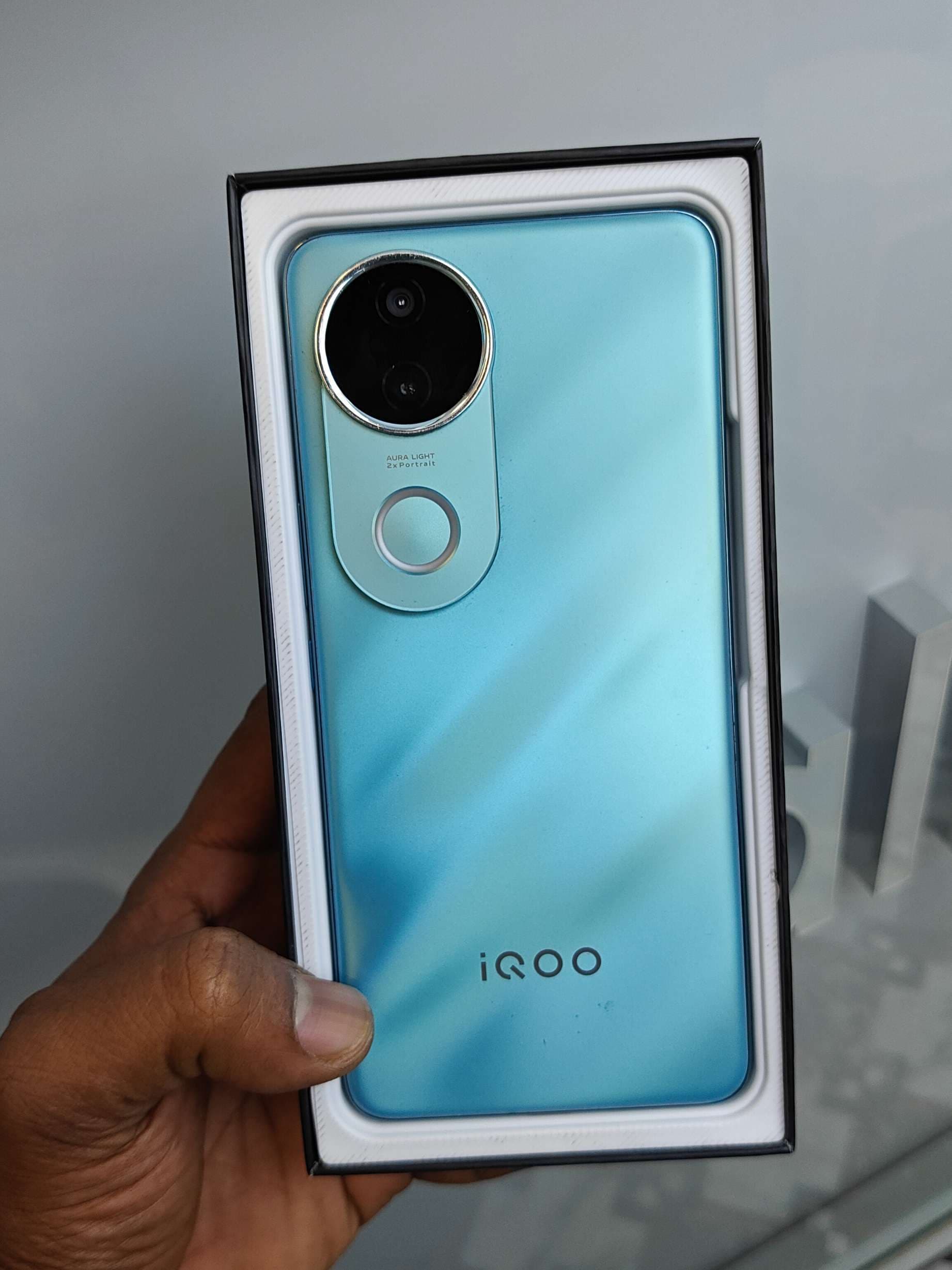 Vivo iQOO Z10R photo 1
