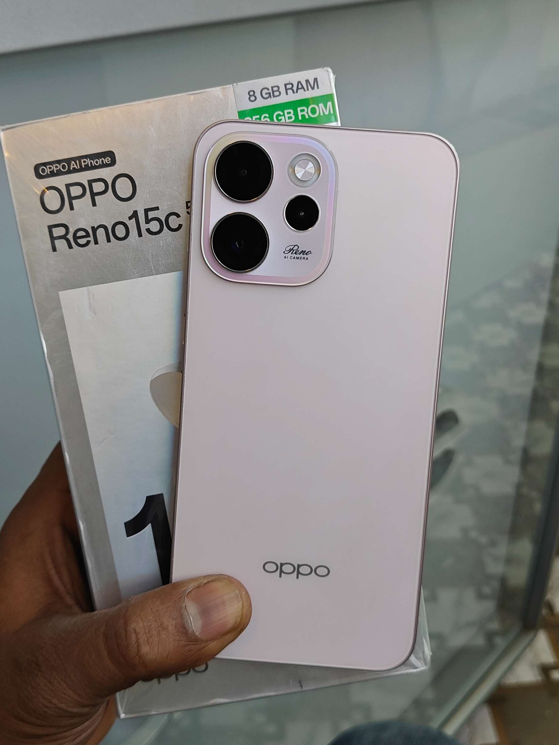 OPPO Reno 15c photo 1