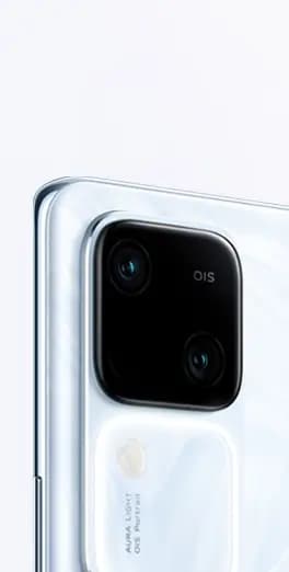 Vivo V30 photo 3