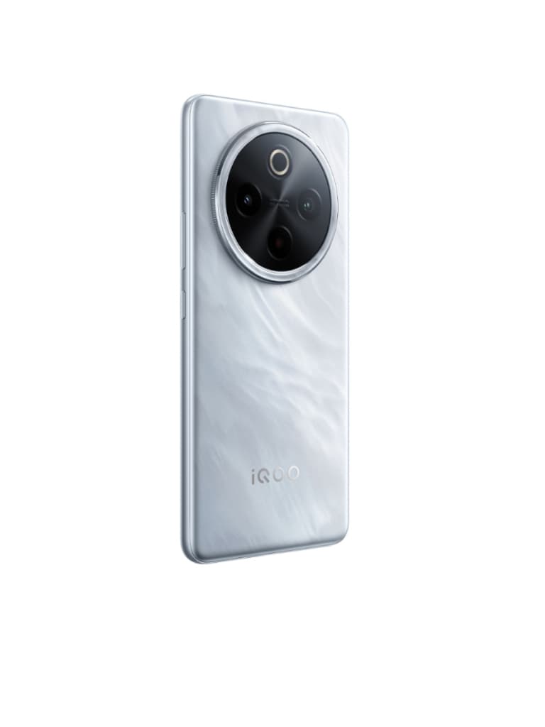 Vivo iQOO Z10 photo 2